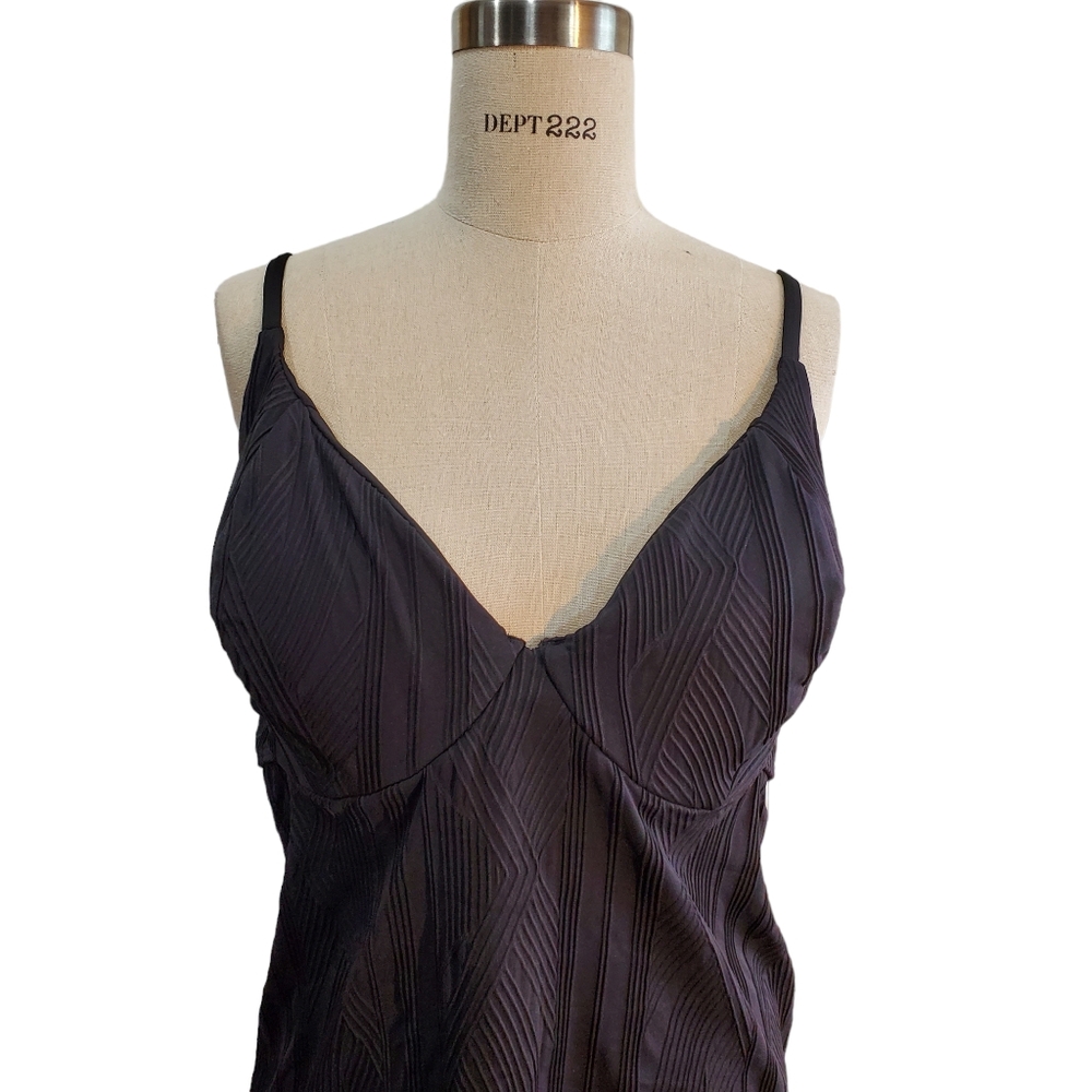 Swim Systems New Black Textured Nora Tankini Bathing Suit Top Only‎ Size 38DD